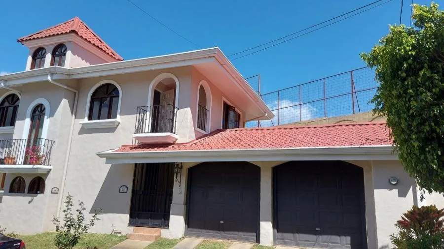 Casa en Venta en San Isidro, San José RAH #232263 - Venta en Vasquez de Coronado