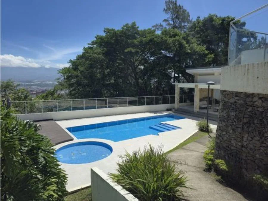 Venta de Casa en Escazú-San Antonio. RAH 26-1670 - Venta en Escazú