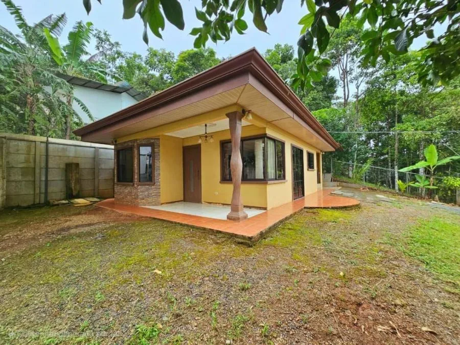 CASA EN VENTA EN PEDREGOSO PÉREZ ZELEDÓN OPORTUNIDAD - Venta en Perez Zeledón