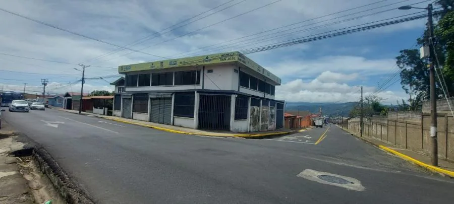 Local Comercial Renta Guachipelín San Jose Costa Rica; Idi: 128373 - Alquiler / Renta en San Rafael — photo 3
