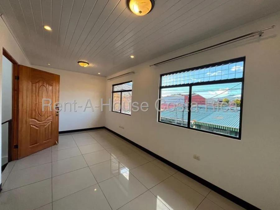 Venta de 2 Apartamentos Independientes en Tibás-San Juan. RAH 26-1460 PRECIO REBAJADO - Venta en Tibás — photo 3