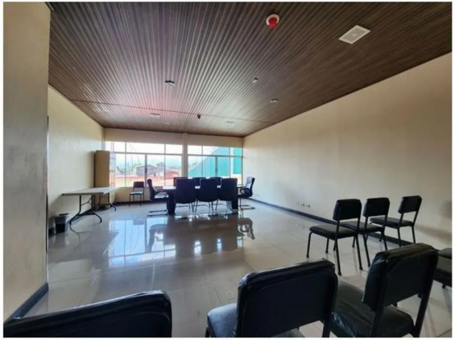 VENTA DE EDIFICIO, SAN JOSÉ, GOICOCHEA - Venta en Goicoechea — photo 3