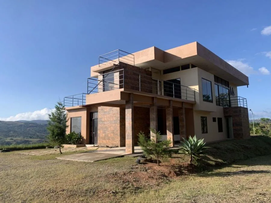 Casa en Venta en San Ramón, Alajuela RAH #222490 - Venta en San Ramón