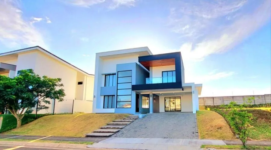 CASA EN VENTA EN GRECIA, cod: CTL 25-1315 - Venta en Grecia