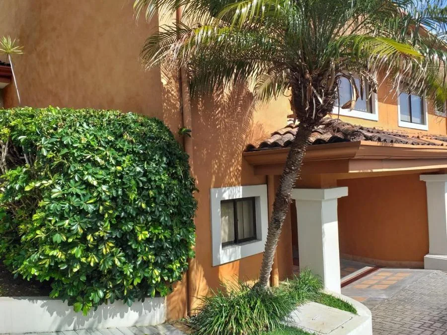 venta de casa en san jose escazu - Venta en Escazú
