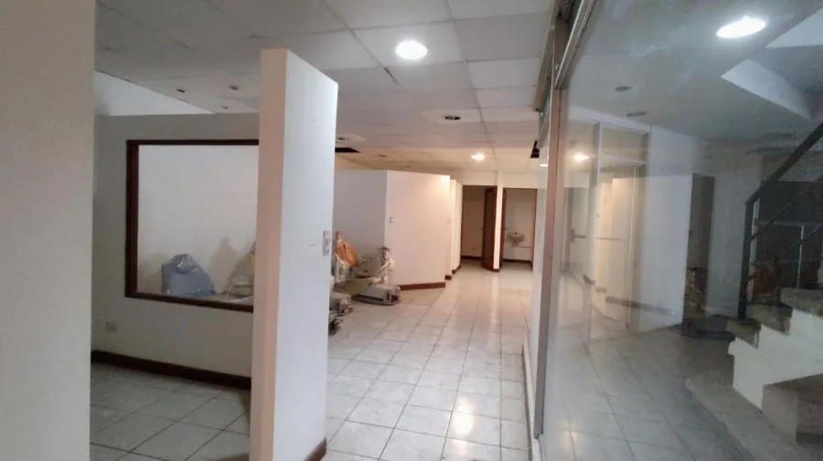 Alquiler de local comercial en moravia PBR - Alquiler / Renta en Moravia