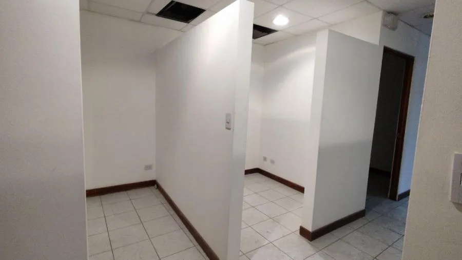 Alquiler de local comercial en moravia PBR - Alquiler / Renta en Moravia — photo 3