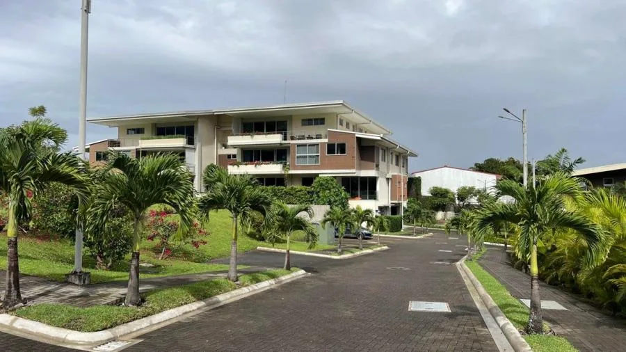MLS-25-903 LS VENTA PENTHOUSE SAN RAFAEL ESCAZU  - Venta en Escazú