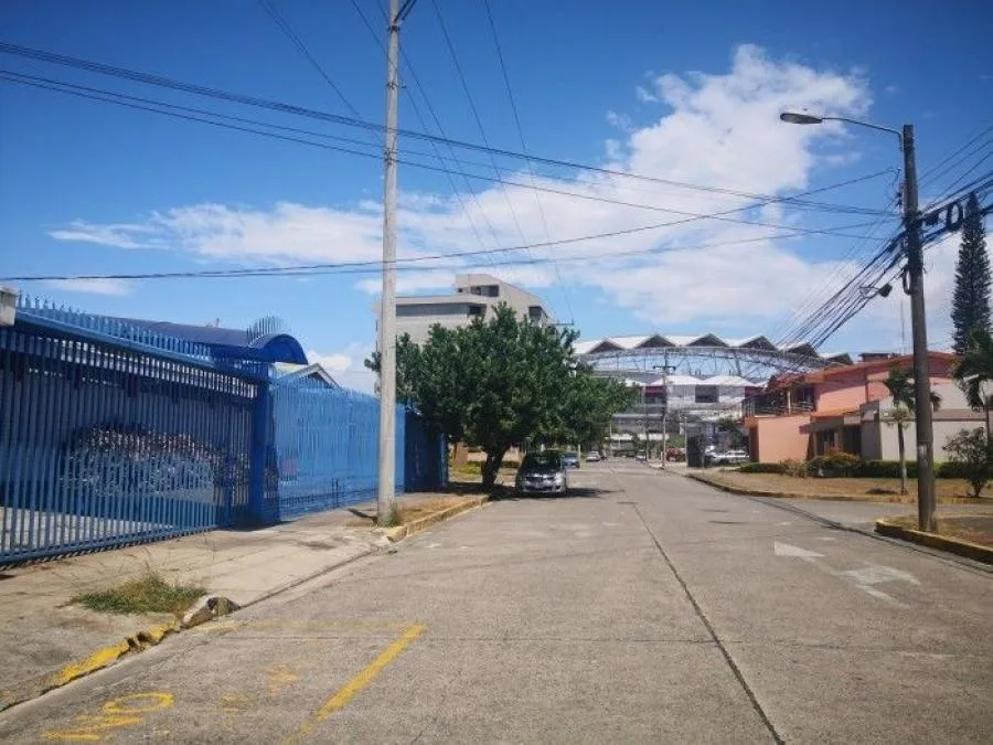 Terreno Venta Con Construcción En Nunciatura San Jose! ; Idi: 105053 - Venta en Mata Redonda