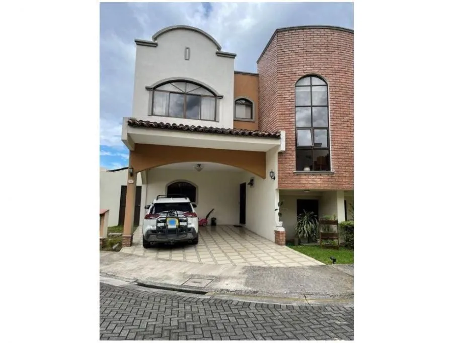 Venta de casa en condominio en Bello Horizonte, Escazu US$225,000 #GE005 - Venta en Escazú