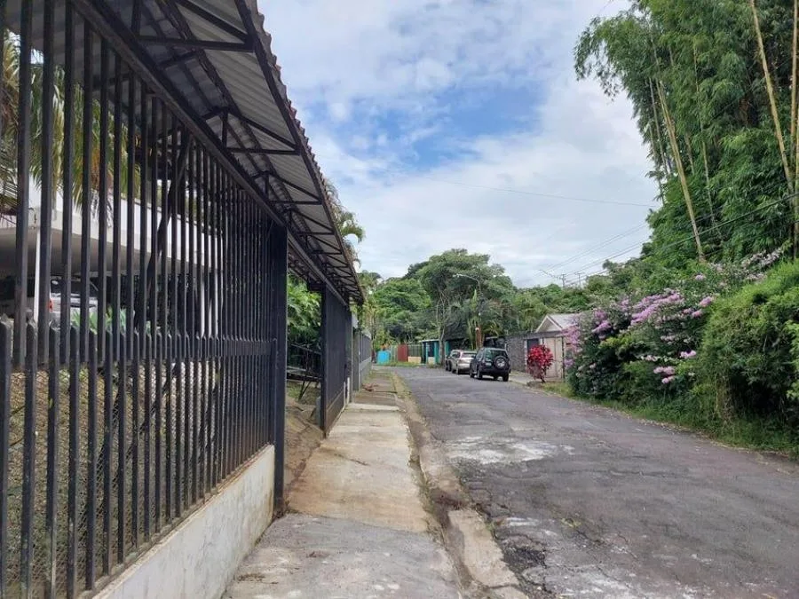 Venta de Casa en Goicoechea, San José. RAH 26-593 - Venta en Goicoechea — photo 5