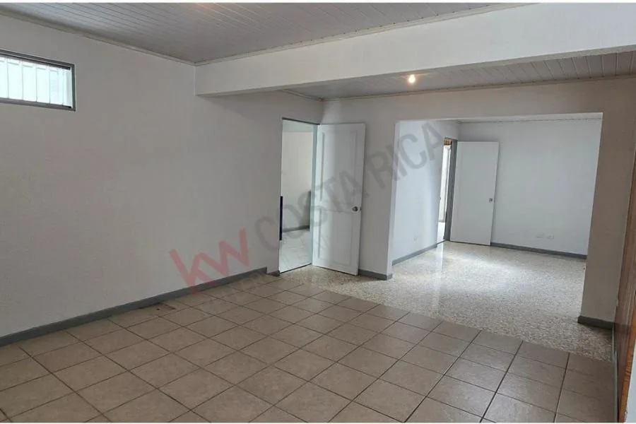 Venta de casa de una planta en Calle Blanco, Goicoechea USD 180.000 #JM31 - Venta en Goicoechea — photo 5