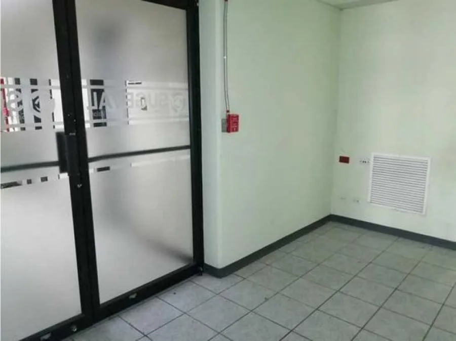 Oficinas en alquiler en San Pedro. PC9417372 - Alquiler / Renta en Montes de Oca — photo 2