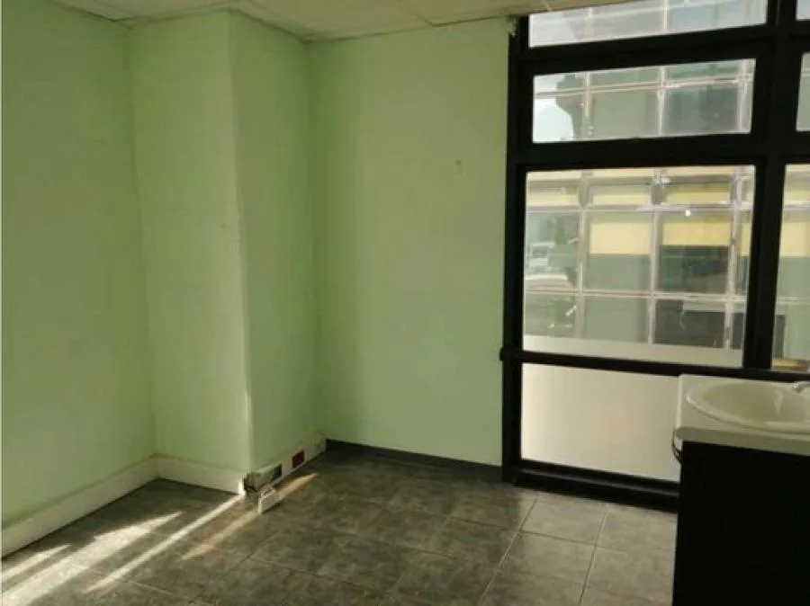 Oficinas en alquiler en San Pedro. PC9417372 - Alquiler / Renta en Montes de Oca — photo 4