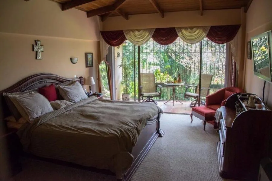 VENTA DE CASA EN SABANILLA MONTES DE OCA PBR - Venta en Montes de Oca — photo 4