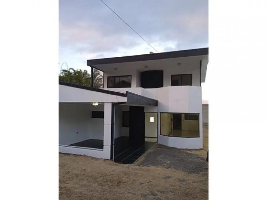 VENTA DE CASA SAN JOSE, ASERRI, BARRIO CORAZON DE JESUS - Venta en Aserrí