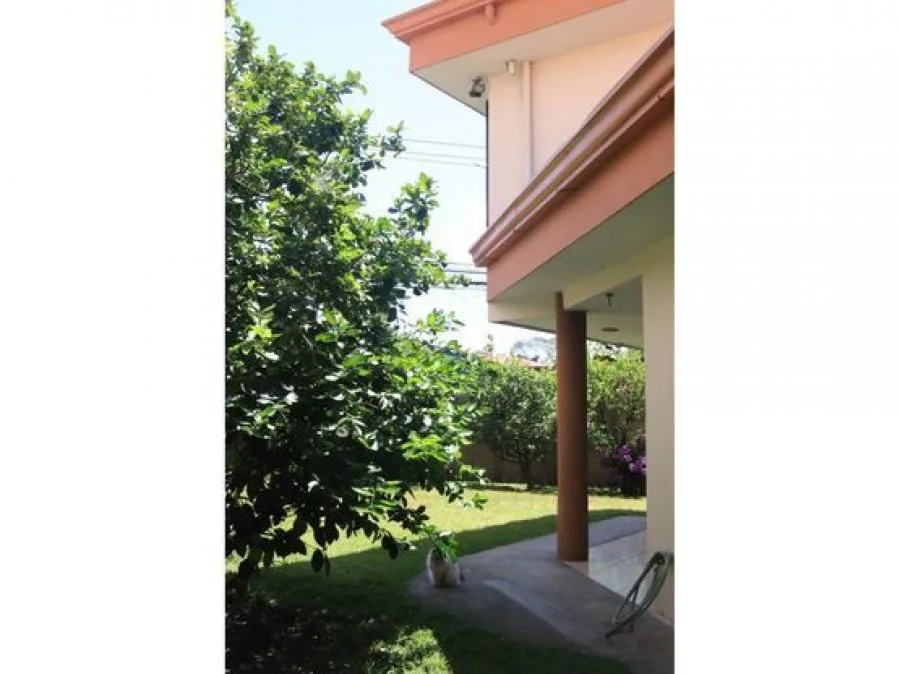 Casa Esquinera, en Venta,en Goicoechea,Mata de Platano,5PJG9448318 - Venta en Goicoechea — photo 5