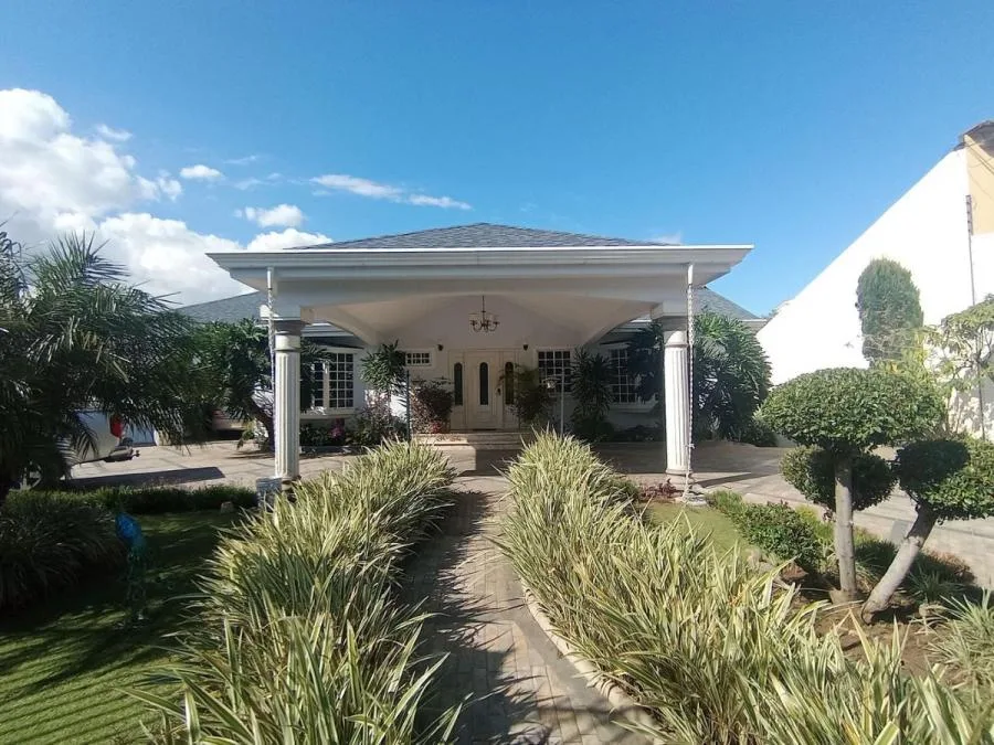 Venta de Casa en Escazû, San José. RAH 25-1481 - Venta en Escazú