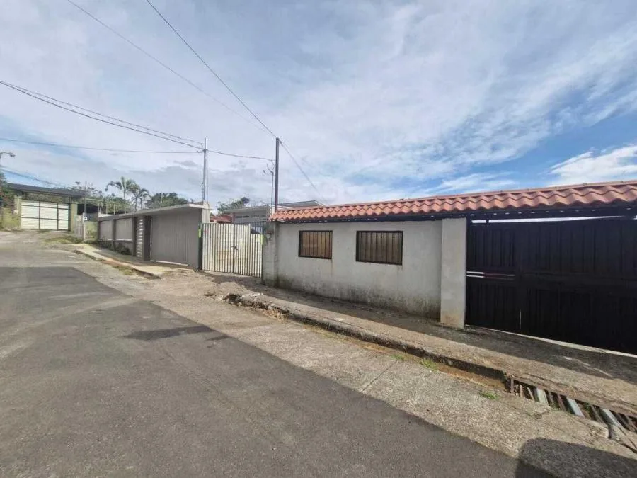 Venta de casa en Los Angeles, San Rafael de Heredia #SM7429 - Venta en San Rafael