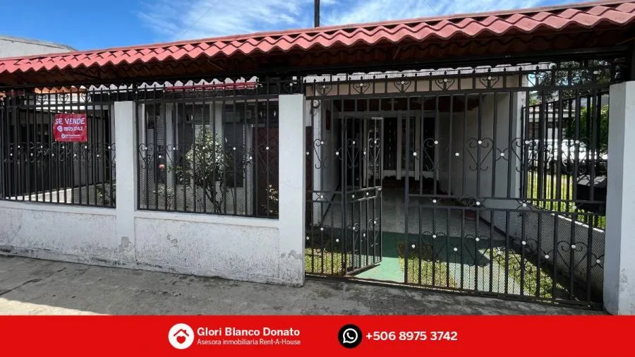 SE VENDE CASA CON LOTE AMPLIO EN CURRIDABAT - Venta en Curridabat