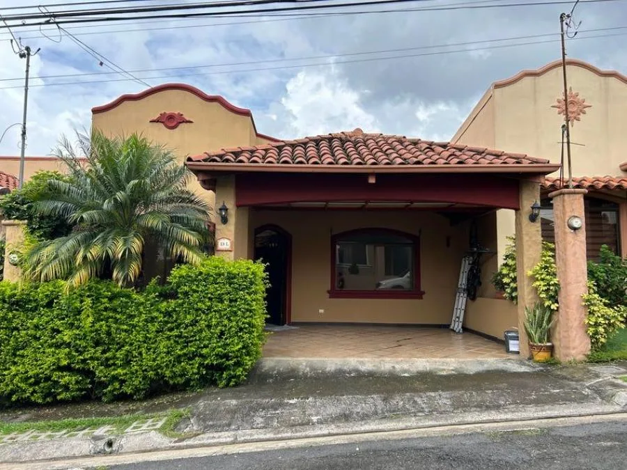 Casa en Venta en San Francisco de Heredia. RAH 24-768 - Venta en San Francisco