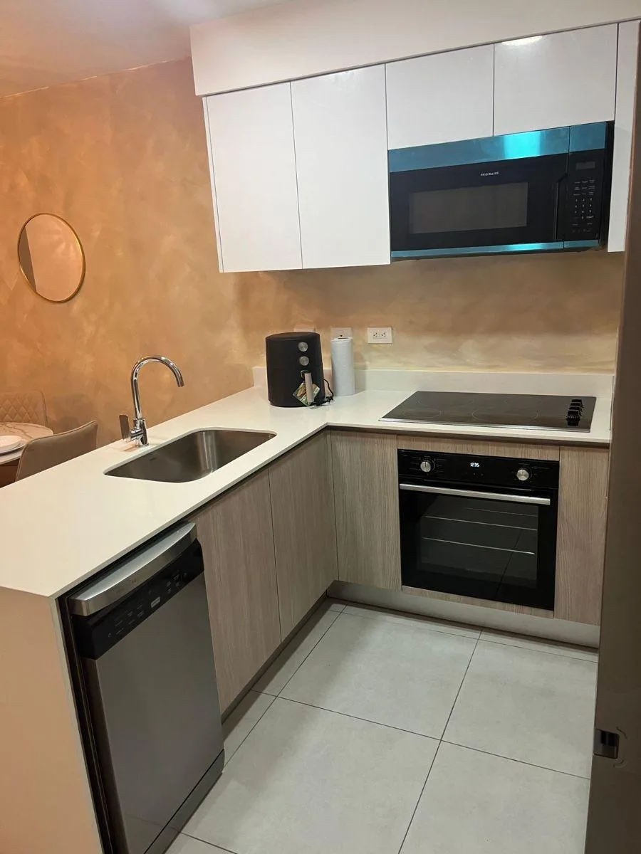ALQUILER DE APARTAMENTO NUEVO AMUEBLADO, SAN JOSÉ, CONDOMINIO URUKA POINT - 9711379 - Alquiler / Renta en San José — photo 5