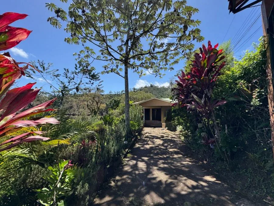 Venta de Casa en La Estrella de El Guarco, Cartago. - Venta en El Guarco