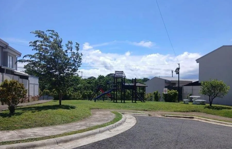 Venta de casa en condominio San Pablo de Heredia. RAH 26-1036  - Venta en San Pablo — photo 3