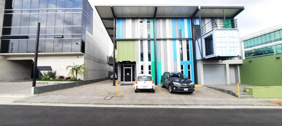 Se Alquilan Oficinas en Sabana Sur - Alquiler / Renta en Mata Redonda