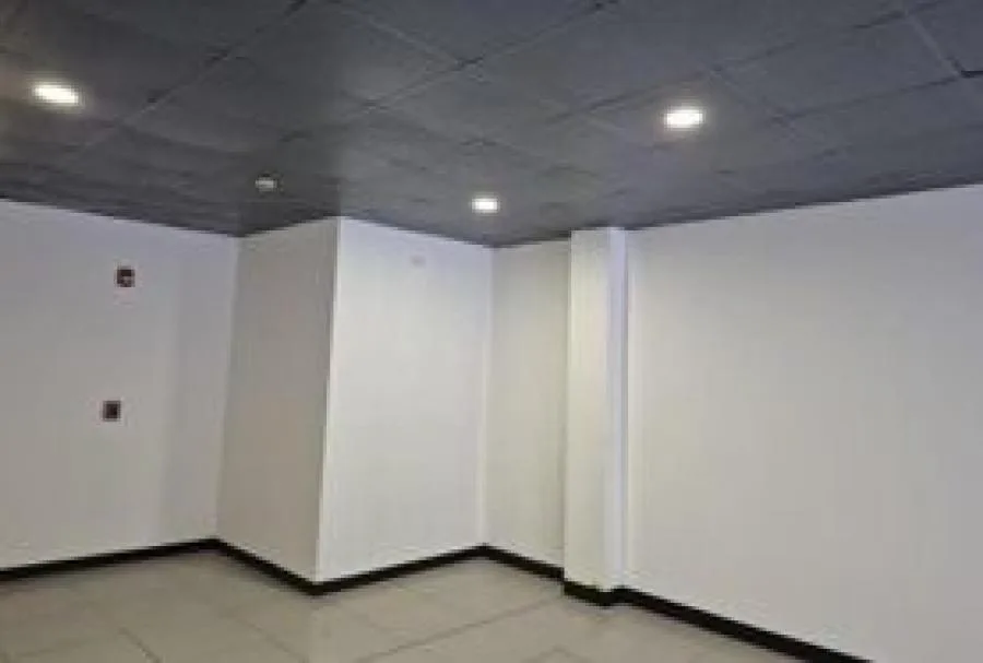 ALQUILER DE LOCAL COMERCIAL, SAN JOSÉ CENTRO, AVENIDA SEGUNDA 9807457 - Alquiler / Renta en San José — photo 5