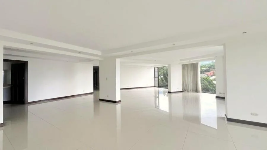 Venta de Apartamento en San Rafael de Escazú. RAH 25-1015 - Venta en Escazú