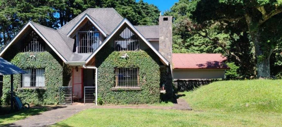 VENTA DE CASA EN SAN RAFAEL DE HEREDIA  EL TIROL PBR - Venta en San Rafael