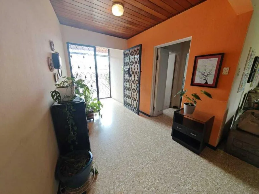 Venta de Propiedad en Los Yoses, San José US$ 650,000 #RQ1017 - Venta en San Pedro — photo 2