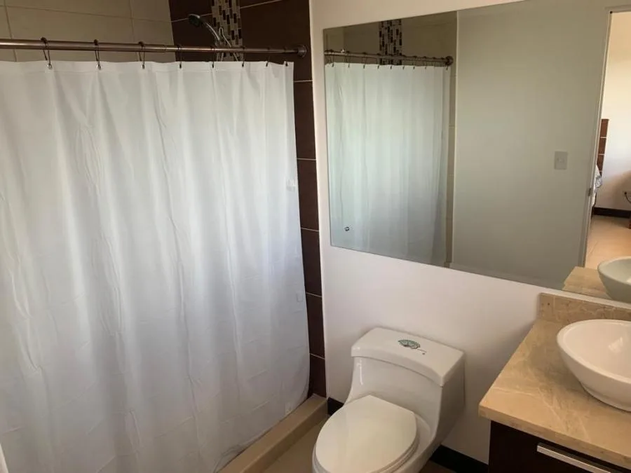 CASA EN VENTA EN CONDOMINIO RÍO CLARO, SANTO TOMÁS RAH 231189  - Venta en Santo Domingo — photo 3