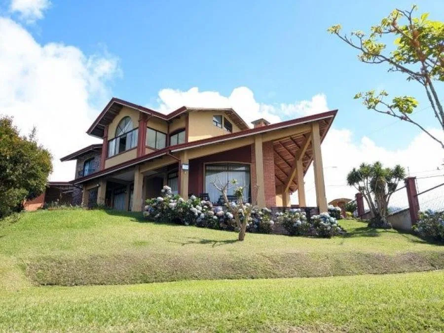 Venta de Casa en San Isidro, Heredia. - Venta en San Isidro
