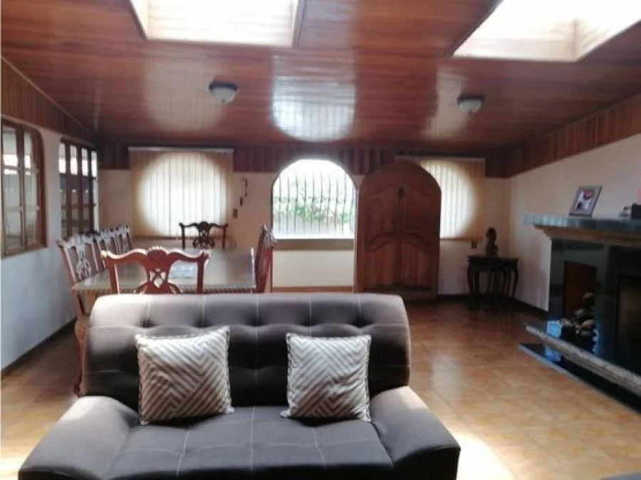 Casa en Venta en San Vicente de Moravia, CONTADO 5PJG7039451 - Venta en Moravia