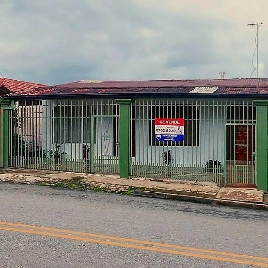 CASA EN VENTA EN EL CENTRO DE PÉREZ ZELEDÓN - Venta en Perez Zeledón — photo 3