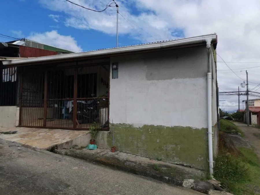 Venta de Casa en Agua Caliente, Cartago. RAH 25-1274 - Venta en Aguacaliente