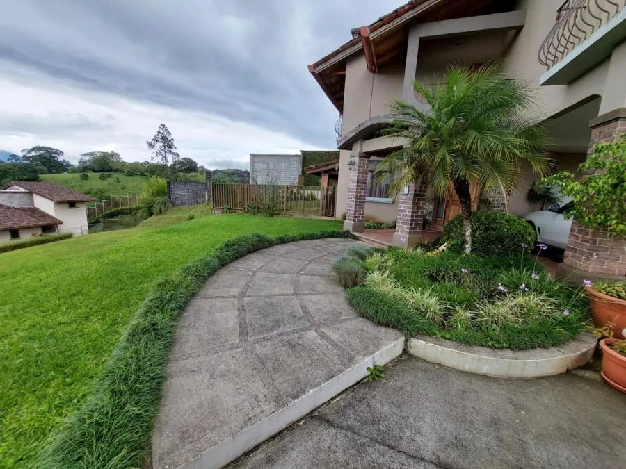 Venta de Casa en el Carmen de Guadalupe en Condomino MGA - Venta en Goicoechea — photo 5