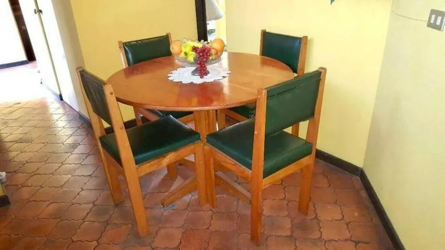 Casa esquinera con excelente ubicación en Los Yoses Sur RAH 232387 - Venta en San José — photo 3