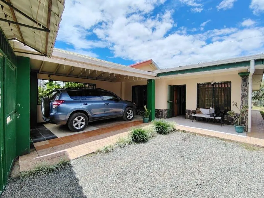 SE VENDE PROPIEDAD DE 942 M² CON CASA Y APARTAMENTO INDEPENDIENTE - Venta en Perez Zeledón