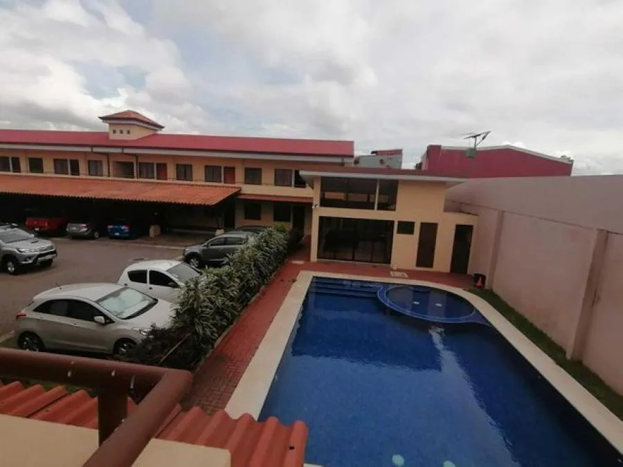 Apartamento de dos habitaciones en condominio Siena, Tibas RAH 231141 - Venta en Tibás