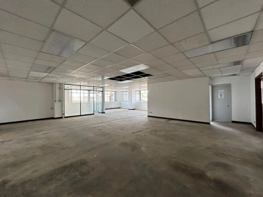 Alquiler de Extensa Oficina en Carmen, San José / Mls. 25-1474 OFC JB - Alquiler / Renta en San José — photo 5