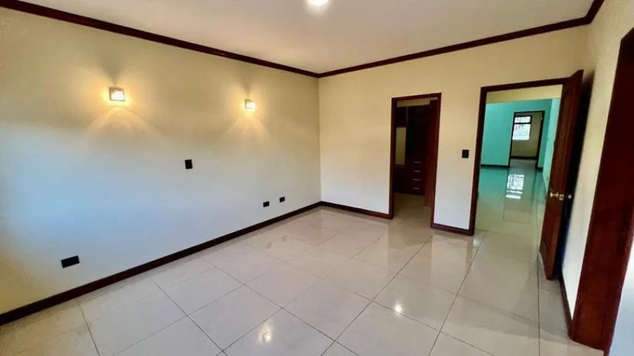 CASA DE CUATRO HABITACIONES EN CONDOMINIO EN SANTO DOMINGO, HEREDIA RAH 23476 - Venta en Santo Domingo — photo 5