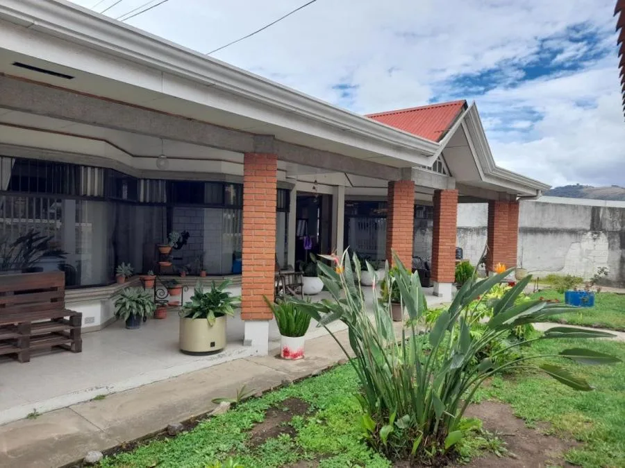 Casa en Venta en San Nicolás, Cartago RAH #222132 - Venta en San Nicolás
