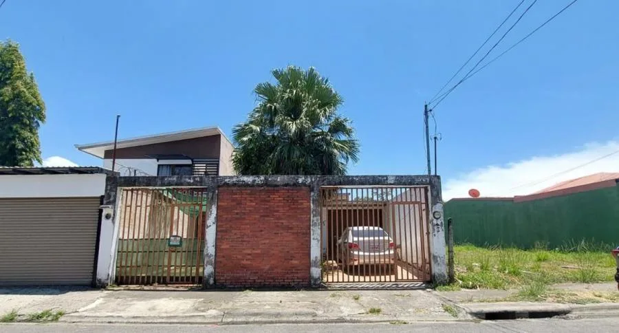 Venta de Hermosa Casa en la Guacima Alajuela 26-2120 - Venta en Alajuela