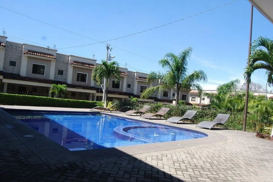 Casa Contemporánea en Venta Ubicada en Santa Ana, Uruca - Venta en Santa Ana