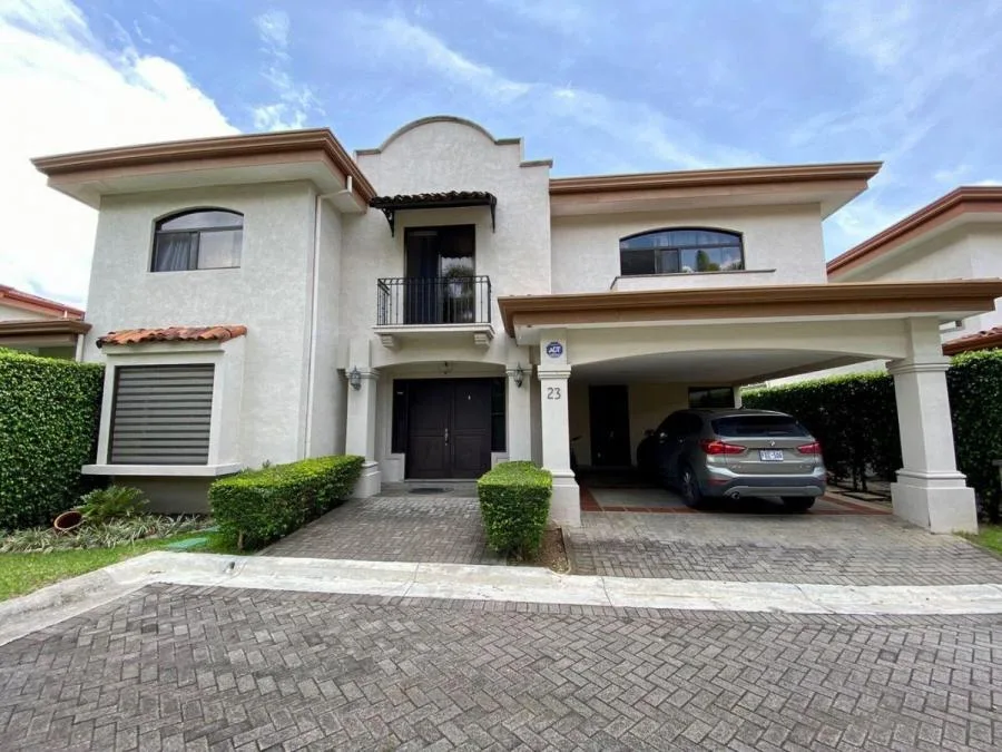 Casa en venta en Santa Ana, San José. RAH 22-2411 - Venta en Santa Ana