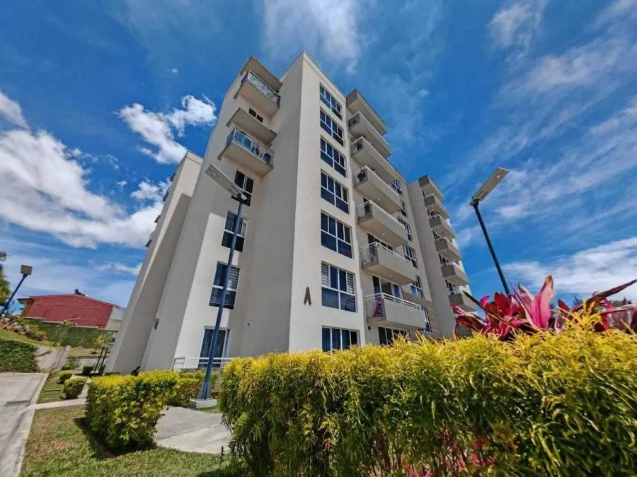 Venta de apartamento en Condominio Monte Alto, Granadilla US$ 155,000 #8057 - Venta en Granadilla