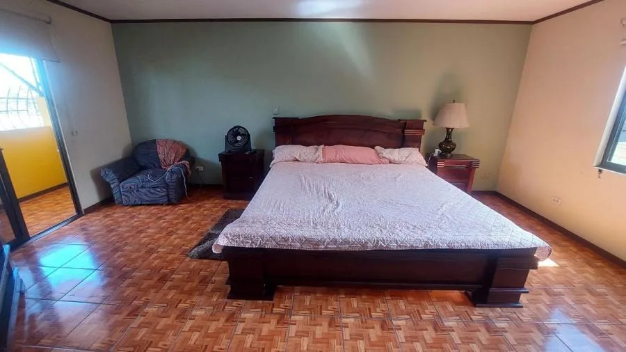 Casa en Venta en San Sebastián, San José. RAH 23-996 - Venta en San José — photo 2